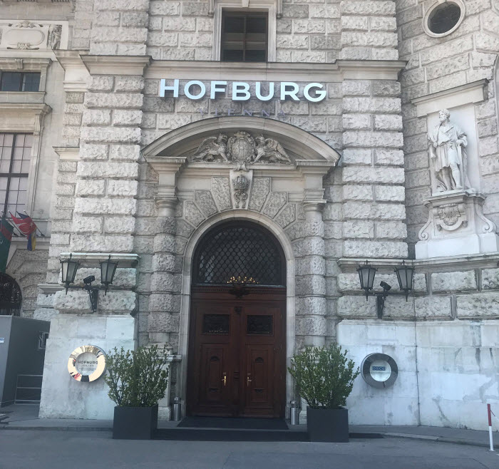 قصر هوفبورغ  تحفة معمارية تحولت إلى مقر لرئيس النمسا